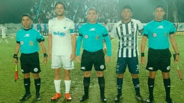 “Tomé la decisión correcta”, dijo el árbitro agredido en el clásico Central Argentino vs. Sarmiento