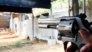 Pánico en el barrio Misky Mayu: balearon a quemarropa a una mujer delante de su marido