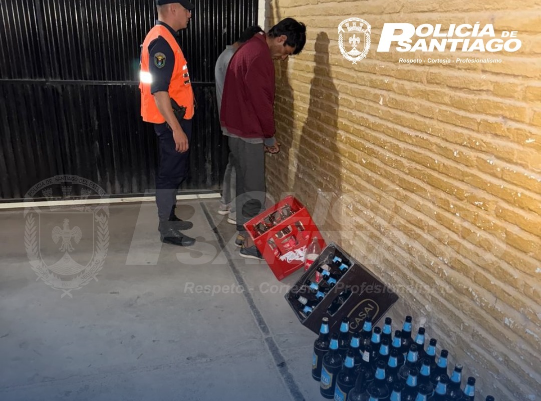 Intentaban hurtar envases de cerveza, agredieron a la policía y uno se autolesionó en la Comisaría