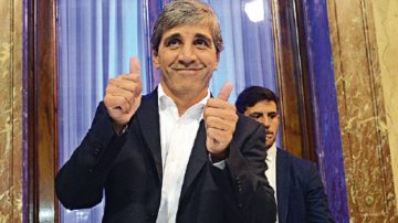 El Gobierno habilitaría el uso de hasta 100 mil dólares no declarados sin justificar su origen