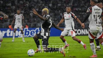 Central Córdoba empató con Flamengo y se mantiene líder e invicto en la Copa Libertadores