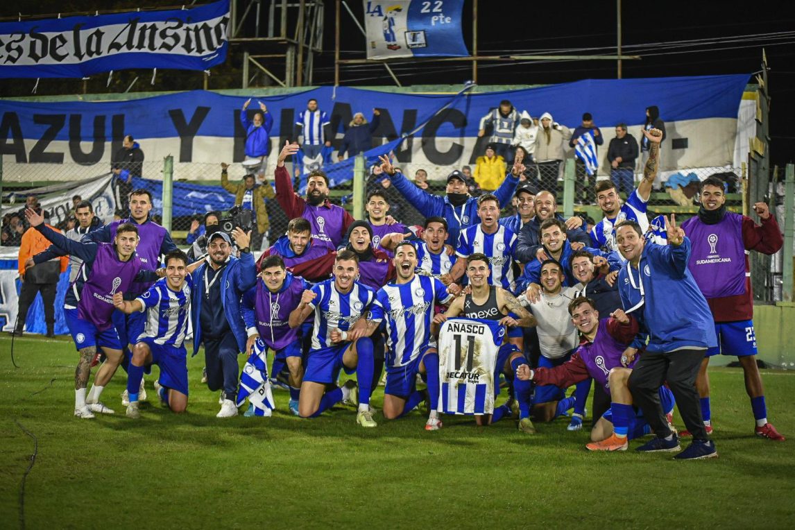 Cerro Largo de Uruguay, el rival de los playoffs de Central Córdoba en la Sudamericana