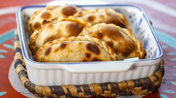 ¿Cuánto está la docena de empanada más cara en Santiago del Estero?