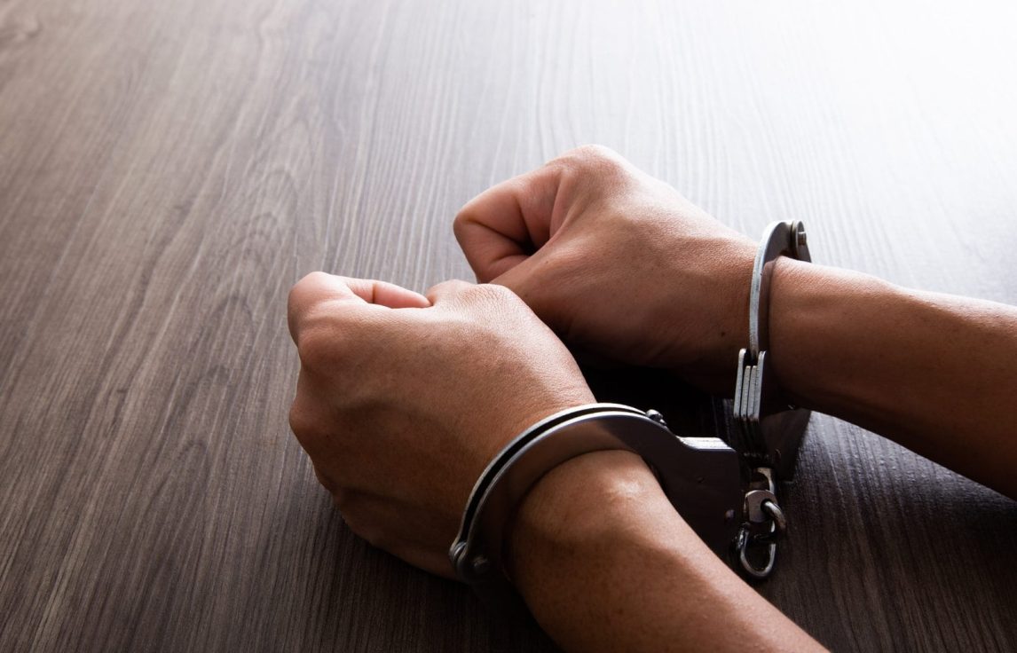 Joven de 26 años deberá enfrentar un juicio por abuso sexual y exhibiciones obscenas