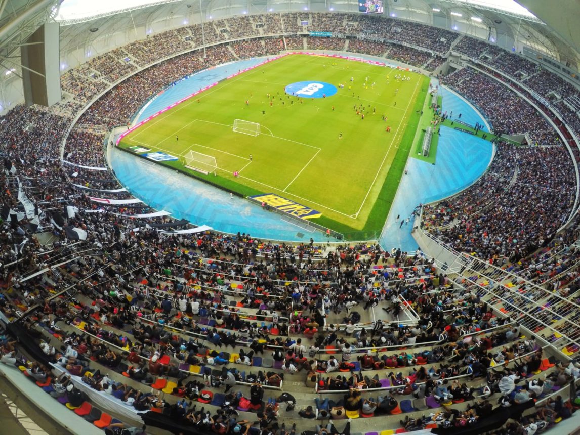 Qué manera de ver “doble casaca” en el estadio Único