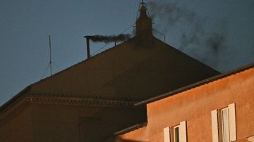 EN VIVO: día 2 del cónclave donde los cardenales votan para elegir al sucesor de Francisco