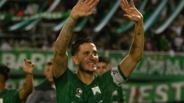 Ferro echó a Castellani a quien lo acusan de haber mantenido una relación con la mujer del DT