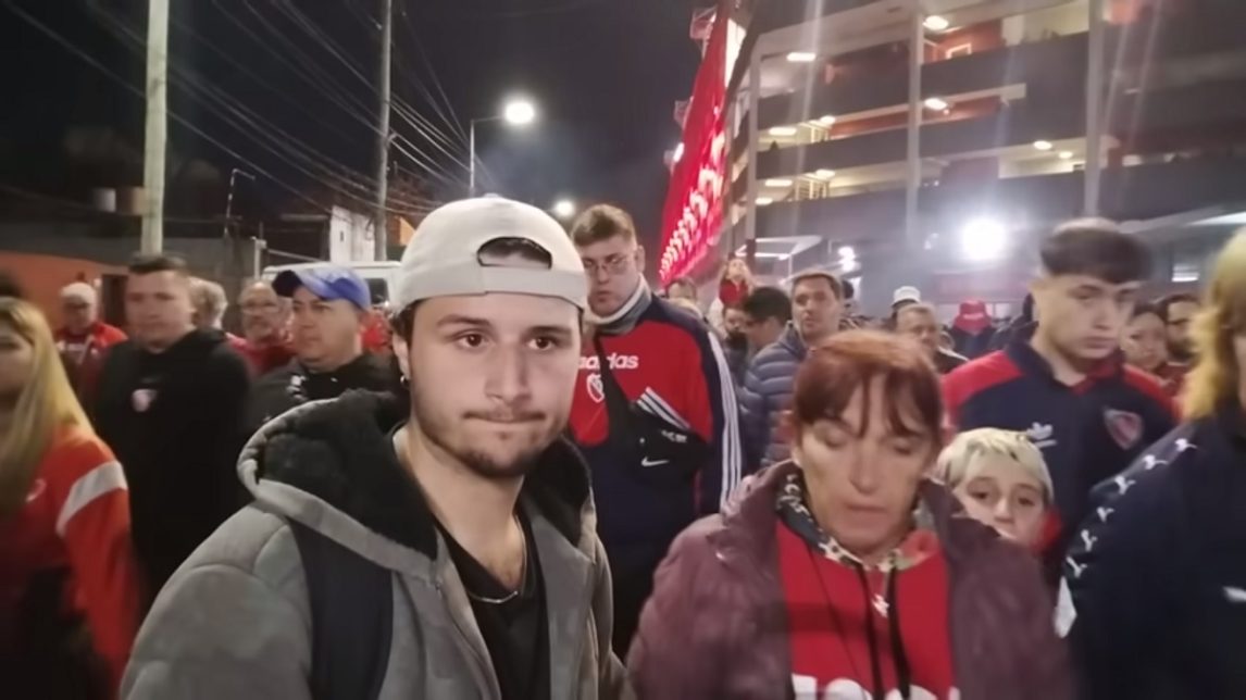 VIDEO | Agredieron a un youtuber de Independiente tras la derrota contra Huracán