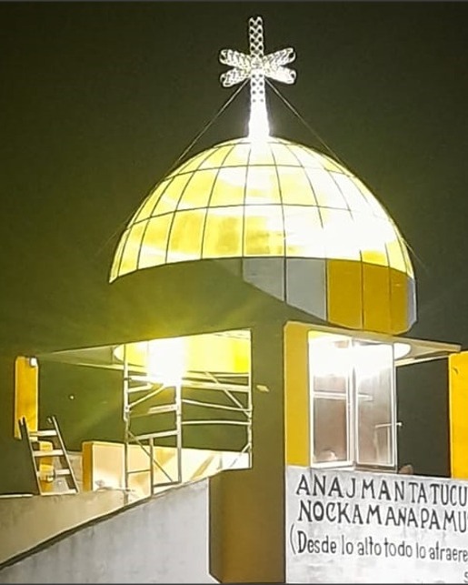 Santafesinos colaboran con las obras de iluminación del templete de Mailín