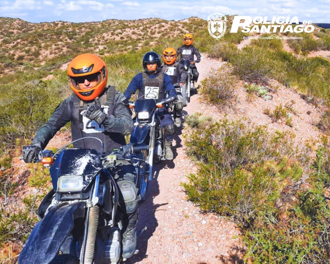 Policías santiagueños de la Motorizada se capacitaron en Mendoza
