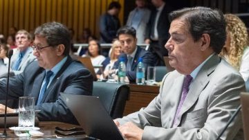 Rovira admitió que votó en contra de Ficha Limpia por pedido de Milei