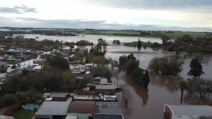 FOTOS | Impresionante temporal en Buenos Aires: Bullrich; Petri y Kicillof visitan las zonas afectadas