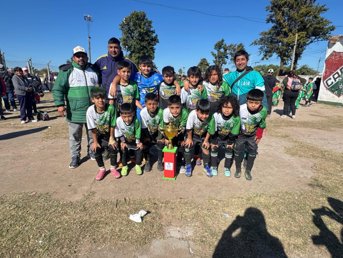 Orgullo santiagueño: la escuelita “Santy Banegas” subcampeona en un torneo nacional