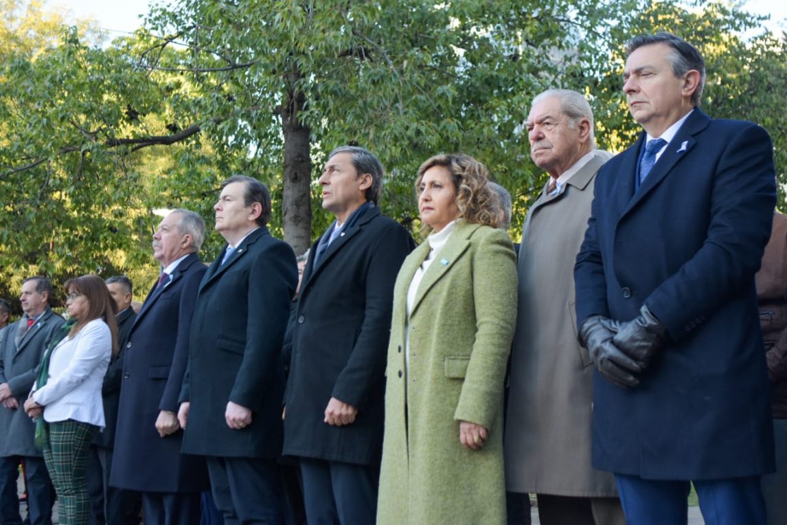 Zamora y Fuentes homenajearon a Manuel Belgrano en el Día de la Bandera