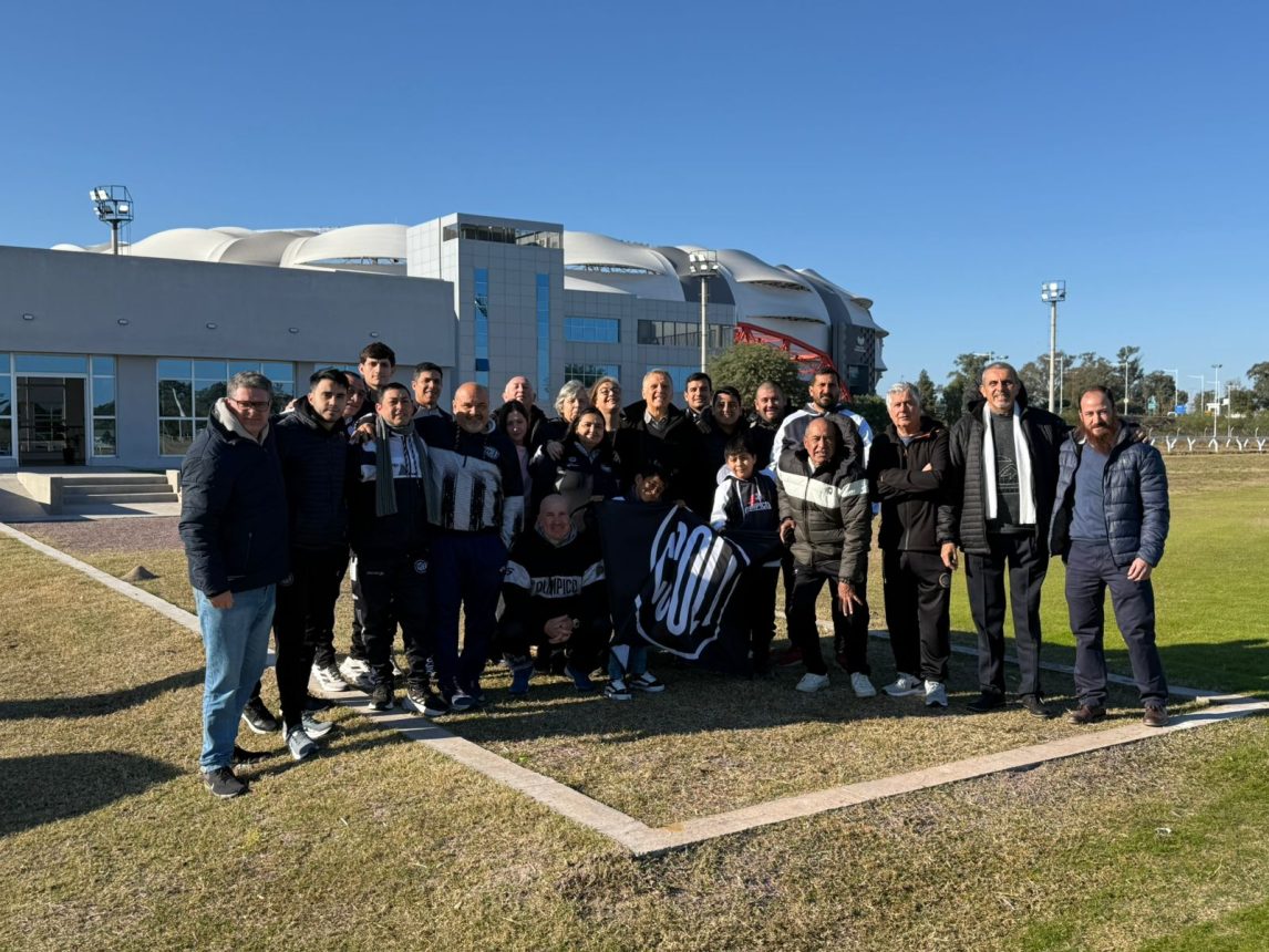 Olímpico recorrió el imponente complejo de la Secretaría de Deportes provincial
