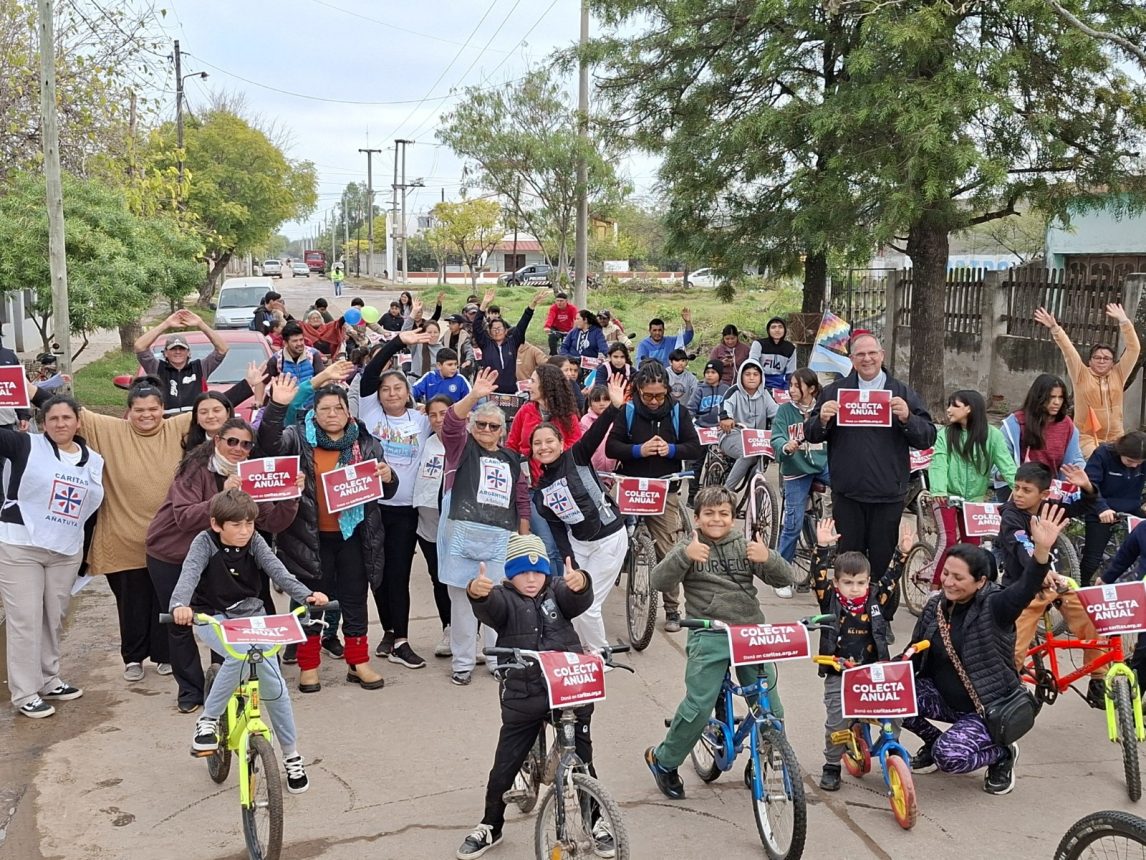 Se realizó una nueva edición de la Bicicleteada Solidaria en Añatuya