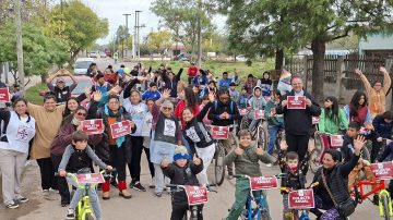 Se realizó una nueva edición de la Bicicleteada Solidaria en Añatuya