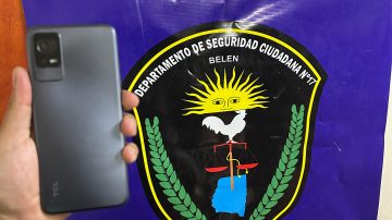Compró un celular a $30.000 en el barrio Belén y dijo que no sabía que era robado