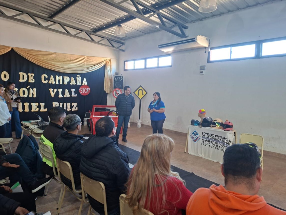 Dictaron talleres sobre seguridad vial para alumnos primarios y personal municipal de Clodomira
