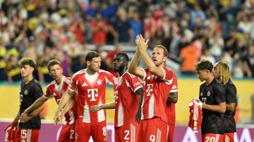 Harry Kane rendido a los pies del “jugador N°12° de Boca