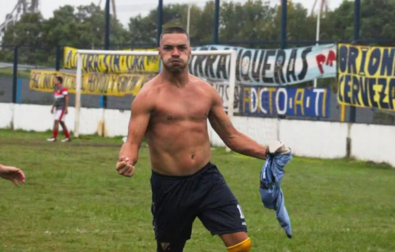 Video: un jugador se descompensó y murió en pleno partido de la liga chaqueña
