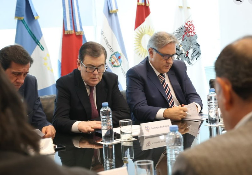 Zamora reafirmó el compromiso federal en un encuentro con gobernadores en el Consejo Federal de Inversiones