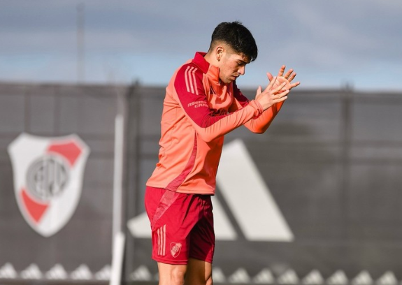 Lautaro Rivero dejó atrás a Central Córdoba y ya se entrena con River