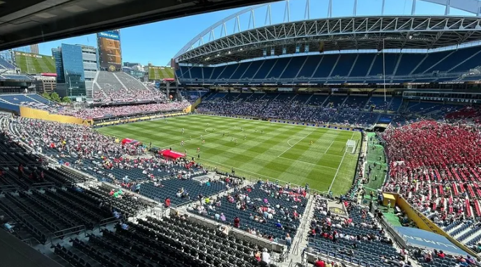 River debutó con victoria, pero con un “puñado” de hinchas: fue el partido con menos público en el Mundial de Clubes