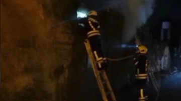 Congoja por la muerte de una mujer de 80 años, atrapada en el incendio de su casa