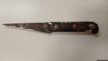 Locura en un secundario de La Banda: un alumno de 15 años amenazó con un cuchillo, a otro de 13