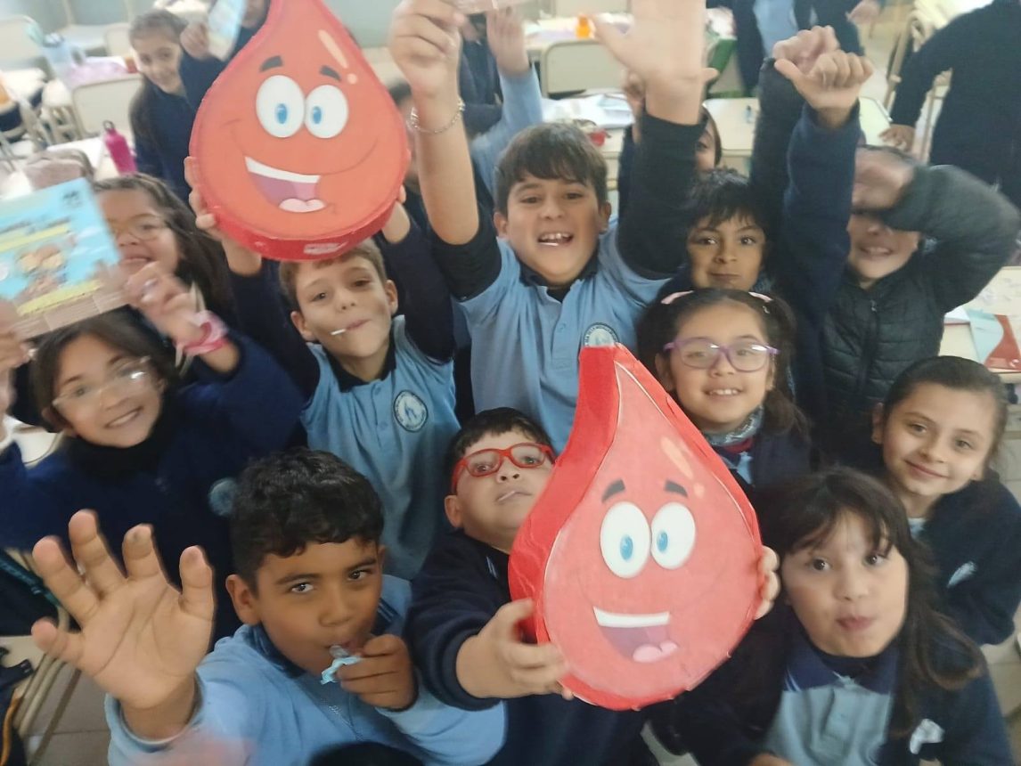 Charla sobre donación de sangre y órganos en la Escuela Medalla Milagrosa