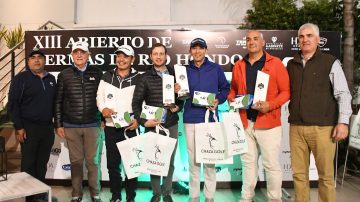 Entrega de premios del Pro-Am en el XIII Abierto de Termas de Río Hondo