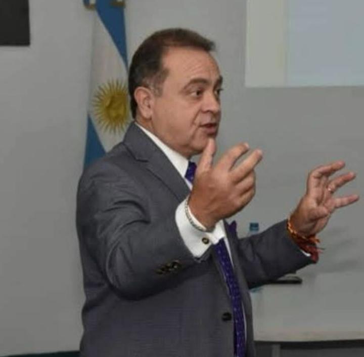 No hay proscripción sino cumplimiento de la ley