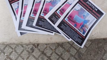 Escrachan a Moretti por maltratar a los caniches: Aparecieron panfletos en pleno centro