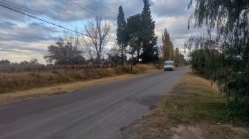 Encuentran a una nena de 3 años caminando sola por una zona rural