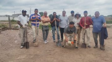 El Polideportivo Policial de Añatuya continúa recuperándose con esfuerzo comunitario