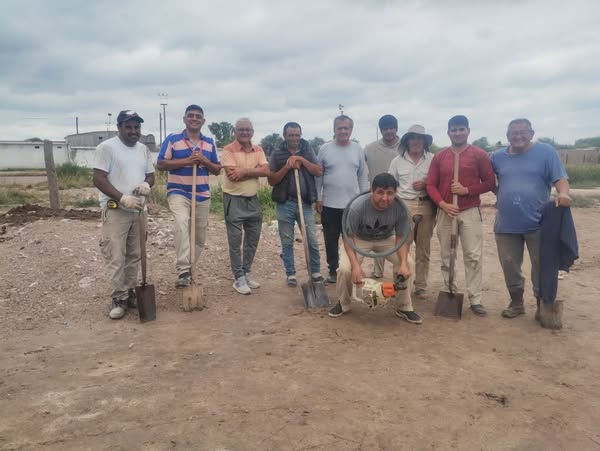El Polideportivo Policial de Añatuya continúa recuperándose con esfuerzo comunitario