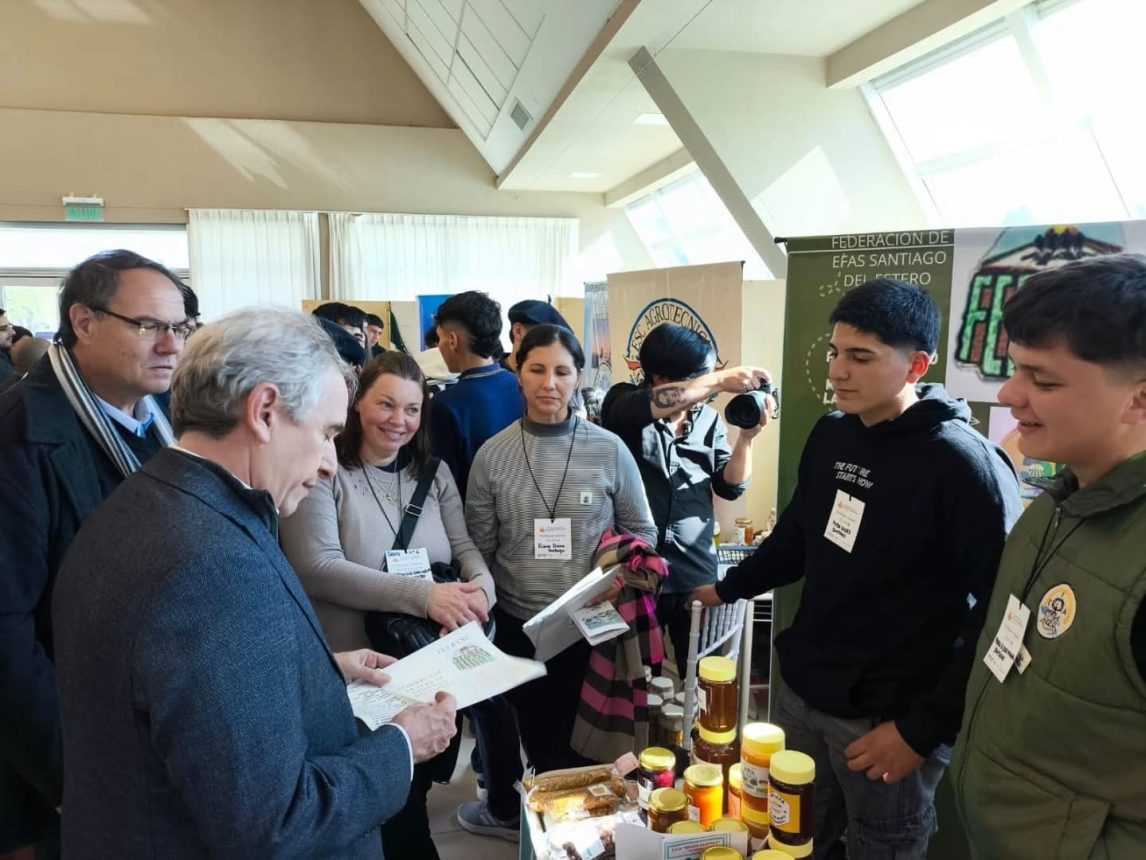 La EFA Avellaneda presente en el Congreso Nacional de Educación Agropecuaria Región NOA