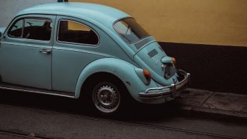 B° Santa Rosa: Denunció que una mujer subió al auto a su hijo para llevárselo