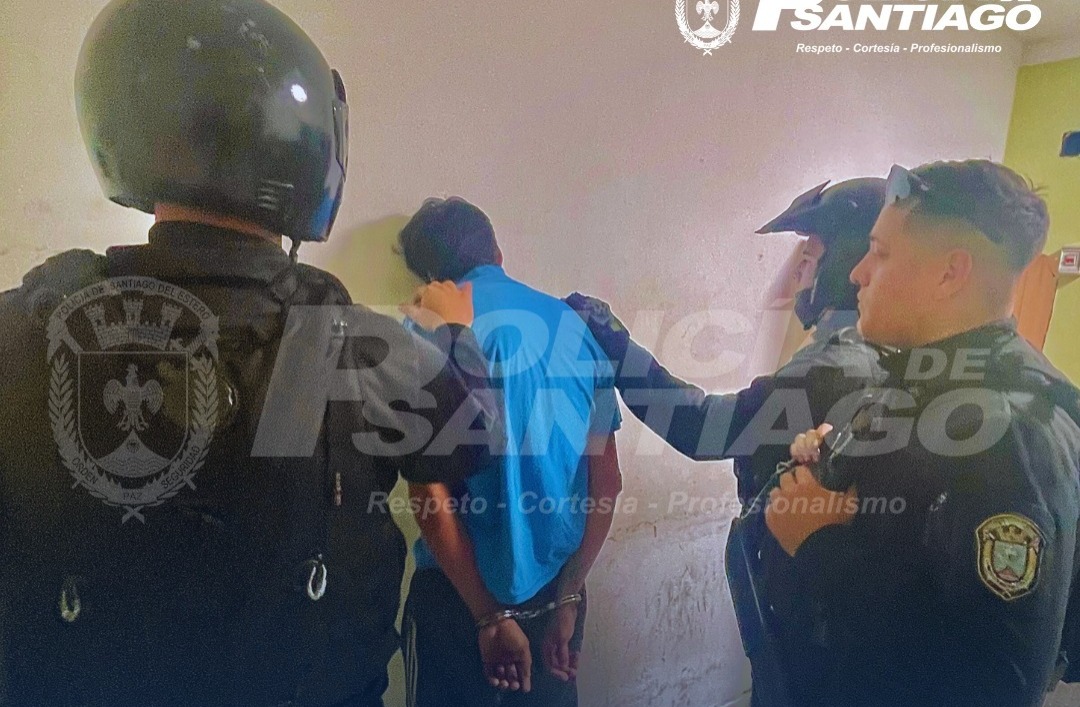 Detienen a “Pelao” quien amenazó a su madre con un cuchillo e intentó agredir a policías