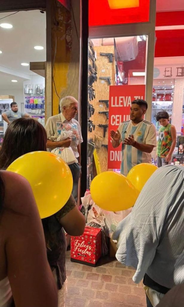 Falleció el vendedor de tutucas por el que el “Batallón de amor” lanzó su primera campaña