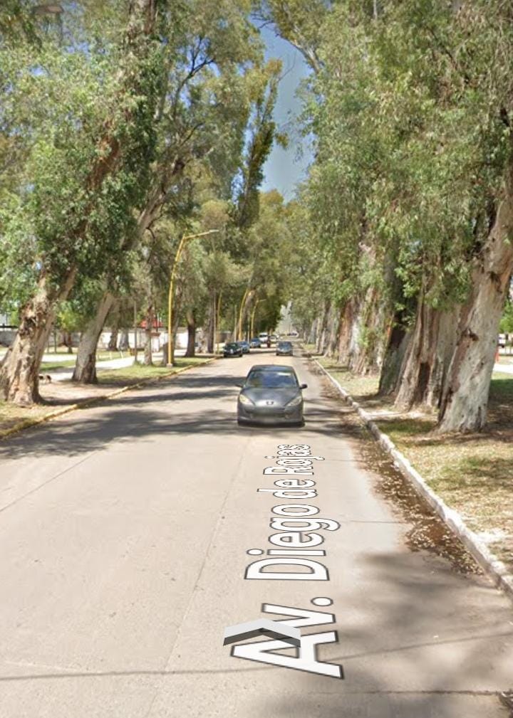 Pelea callejera involucró a unos 50 menores; cinco abandonaron sus bicicletas ante la llegada de la policía