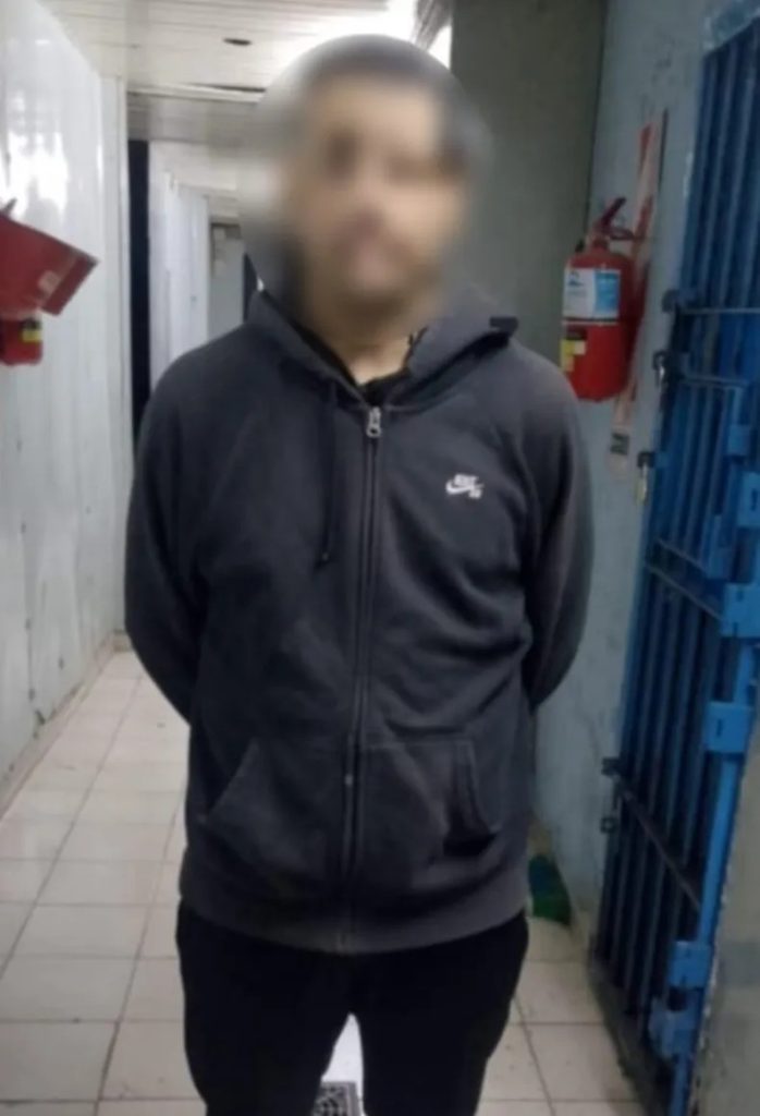 Macabro: Un hombre decapitó a su madre con un hacha