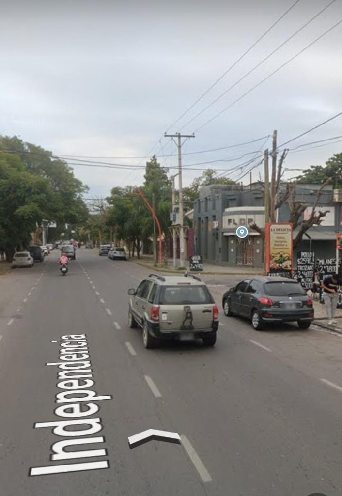 Una mujer de 42 años denunció que otra la golpeó y le robó el celular en el boliche Flop