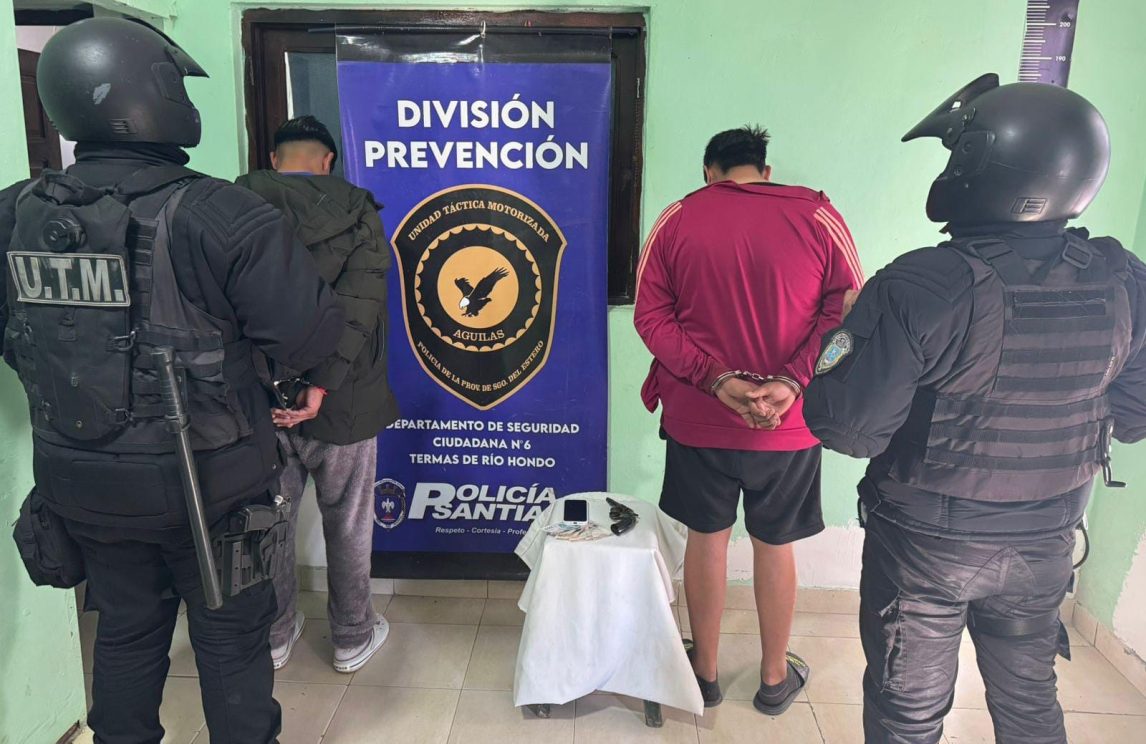Las Termas: atrapan a dos hombres que circulaban a bordo de una moto con un arma en su poder
