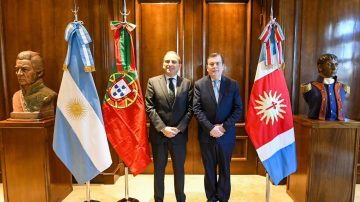 El embajador de Portugal visitó Santiago y mantuvo un encuentro con el gobernador