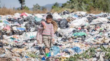 Carlos Regazzoni, extitular del Pami: “Un millón de chicos se va a dormir con hambre”
