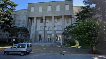 Condenaron a un pastor que violó a una adolescente y la obligó a tener sexo con animales