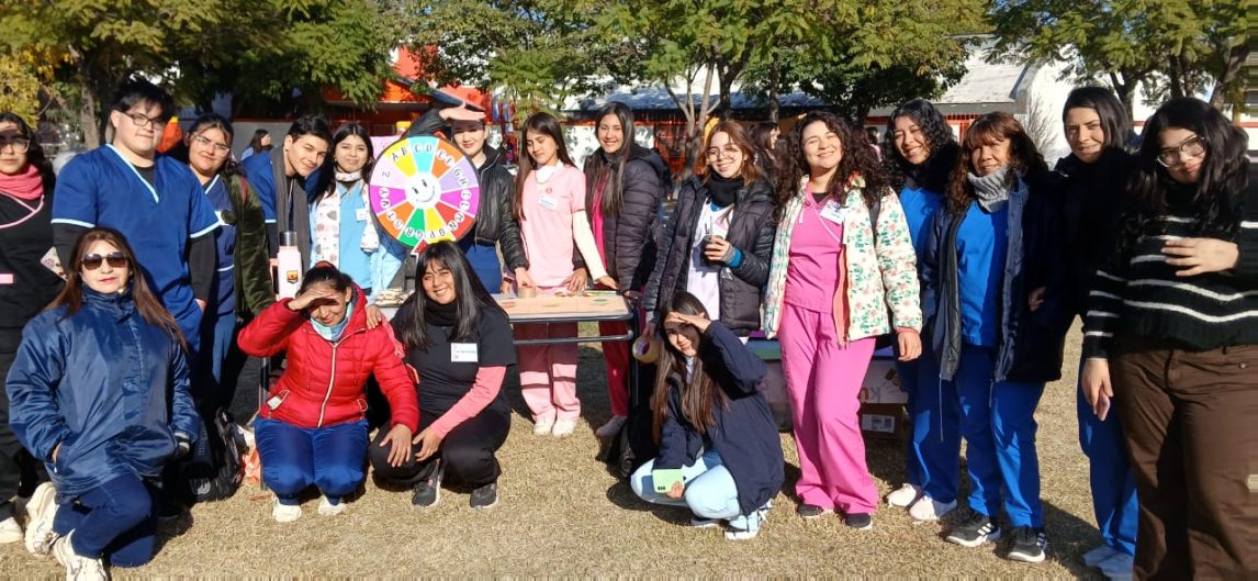 Estudiantes de la UNSE concluyeron sus pasantías en el Centro de Salud Municipal del B° Borges