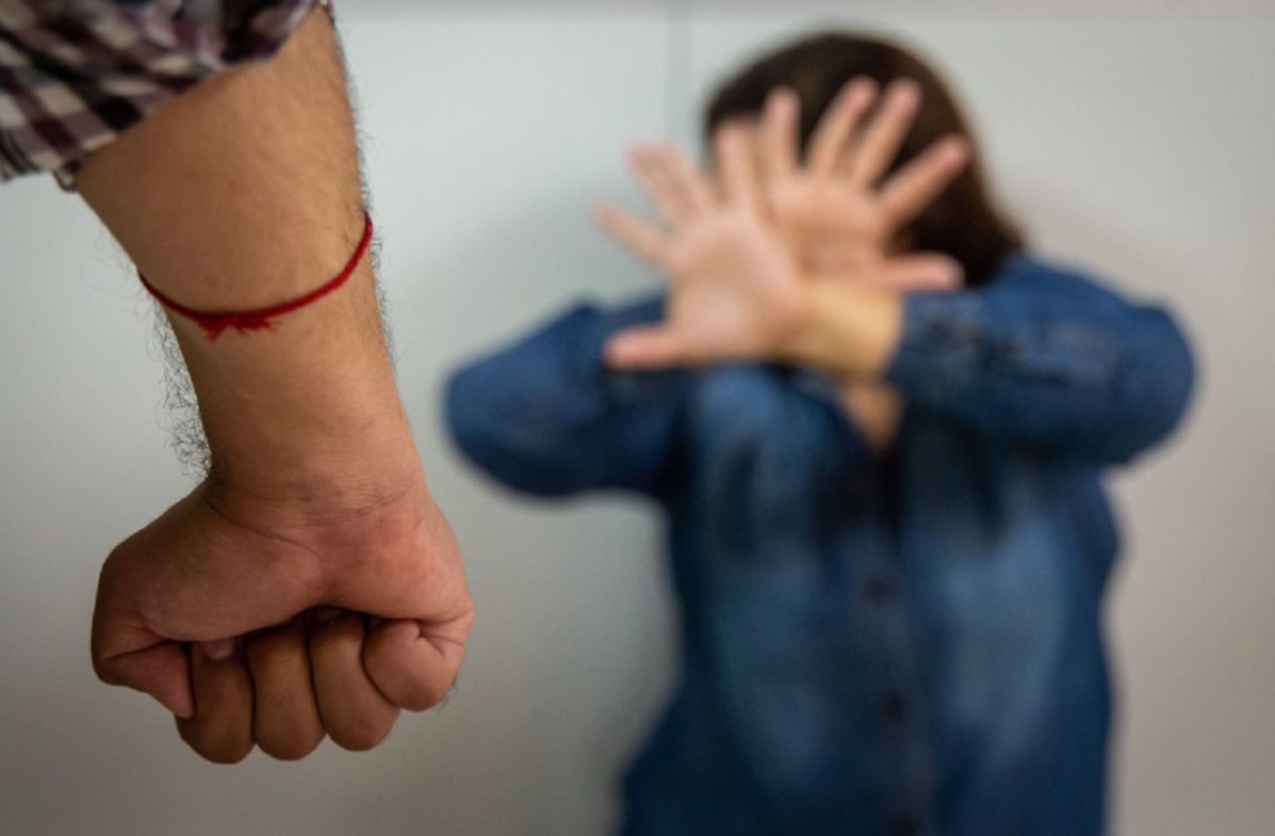 Abominable: una mujer prostituía a su sobrina discapacitada a cambio de cerveza
